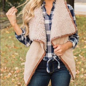 NWT Faux Fur Vest